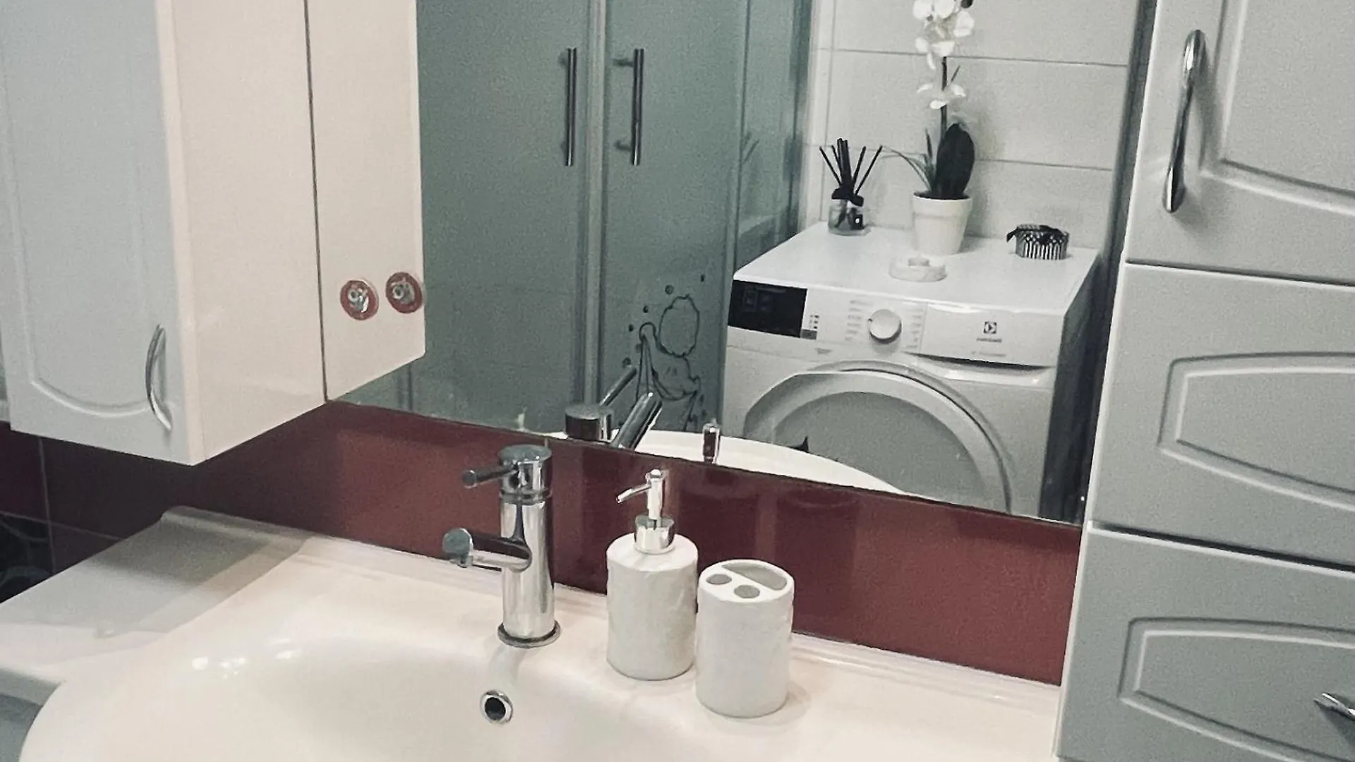 Apartments With Wifi Split - 21347