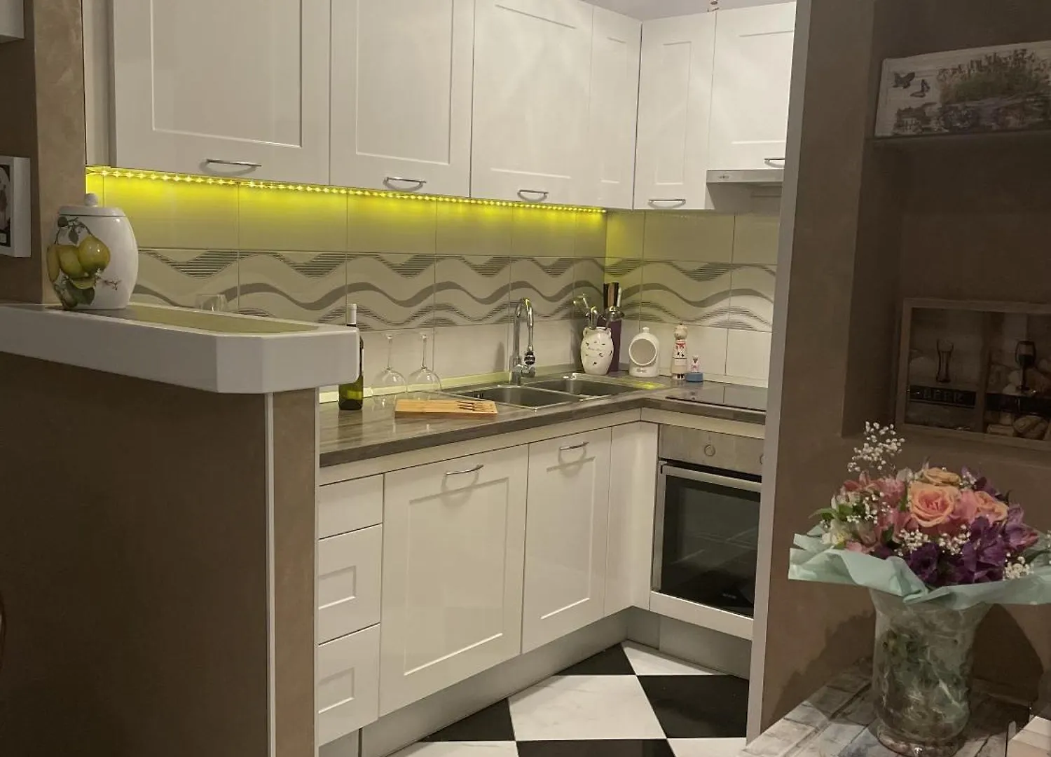Apartments With Wifi Split - 21347 Croatia